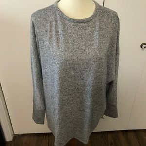 Gray Amelia James long sleeve tunic NWT